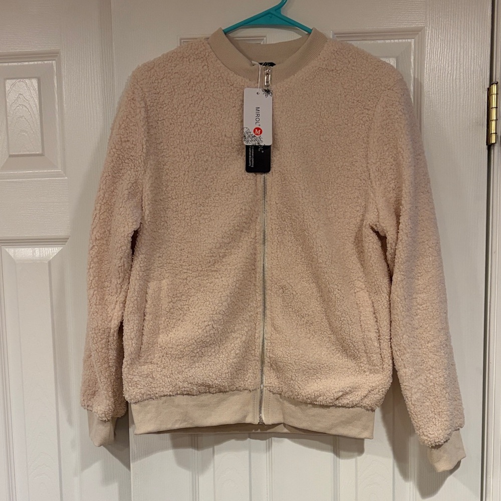 Mirol crème Sherpa Jacket size medium new with tags